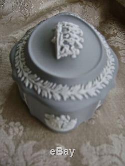 Rare Wedgwood Gray Or Grey Jasperware Lidded Dome Covered Oblong Trinket Box