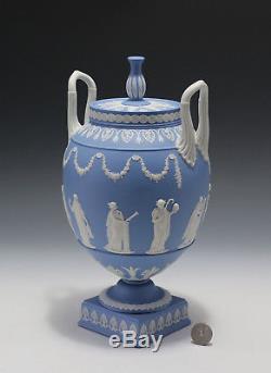 Rare Wedgwood Jasperware Solid Light Blue Vase And Cover