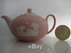 Rare Wedgwood Pretty Pink And White Jasper Miniature Tiny Dolls House Teapot