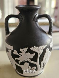 V Rare C1870 Wedgwood Jasperware Miniature Portland Vase Phrygian Cap Base