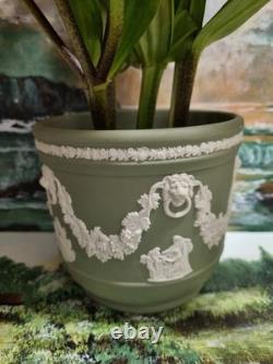 VTG Wedgwood England Jasperware Green jardiniere cachepot planter neoclassical