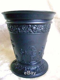Very Large Antique 1894 Wedgwood Black Jasper Ware Arcadian Vase With Frog