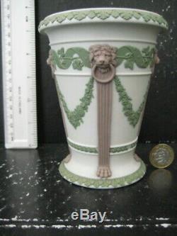 Very Rare Vintage Wedgwood England Tricolour Floral Swags Jasper Vase Lion Head