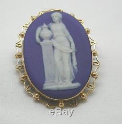Victorian 9ct Gold Mounted Wedgwood Jasper Ware Plaque Brooch