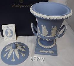 Vintage Boxed 12 Wedgwood Jasperware Lidded Campana Urn Classical Decoration