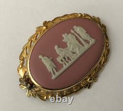 Vintage Gold Plated Classical Pink Jasper Ware Wedgwood England Brooch Pin Boxed