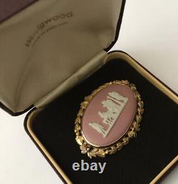 Vintage Gold Plated Classical Pink Jasper Ware Wedgwood England Brooch Pin Boxed