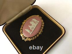 Vintage Gold Plated Classical Pink Jasper Ware Wedgwood England Brooch Pin Boxed