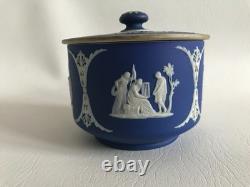 Vintage Wedgwood Bue Jasper dip lidded BONBON dish C1860-90