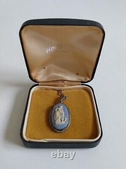 Vintage Wedgwood Jasperware Hope & Anchor Pendant On Chain With Box. Blue
