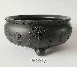 WEDGWOOD Black Basalt Three Footed Sacrifice Bowl