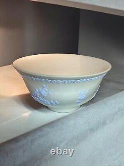 WEDGWOOD England Jasperware Primrose Yellow Prunus Footed Bowl home Cabinet