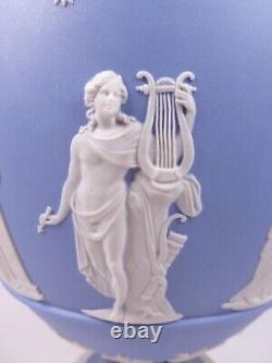 WEDGWOOD JASPER WARE GREEK MUSES LIDDED VASE c. 1969