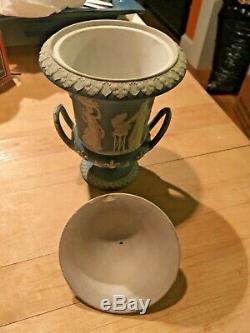 WEDGWOOD Jasperware Rare Blue Dip 6.5 Campana Urn Vase Handles Lid 1900 NICE