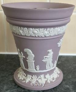 WEDGWOOD LILAC JASPERWARE porcelain flower arranging VASE with FROG