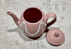 WEDGWOOD Pink Jasperware Individual Lidded 6 oz. Teapot Excellent condition