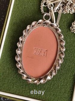 Wedgwood 925 Sterling Silver Terracotta Jasperware Pendant Chain Necklace 22g