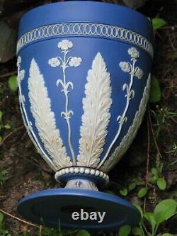 Wedgwood Adams 18 Century Dark Solid Blue Jasperware Urn/vase To Restore Museum