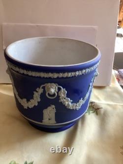 Wedgwood Antique Dark Blue Jasperware Jardiniere Planter/ Pot/vase