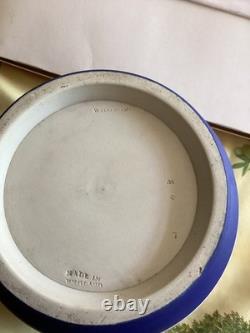Wedgwood Antique Dark Blue Jasperware Jardiniere Planter/ Pot/vase