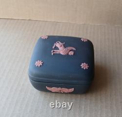 Wedgwood BLACK & TERRACOTTA Jasper Ware EGYPTIAN SMALL Square Box