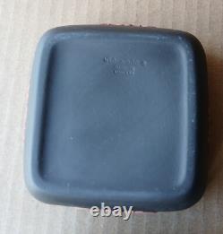 Wedgwood BLACK & TERRACOTTA Jasper Ware EGYPTIAN SMALL Square Box