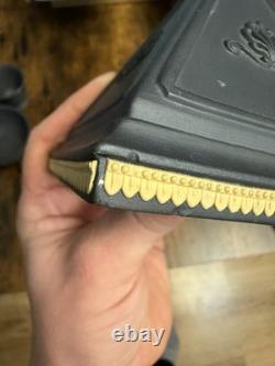 Wedgwood BLACK & Yellow Jasperware LIBRARY COLLECTION EGYPTIAN PYRAMID CLOCK