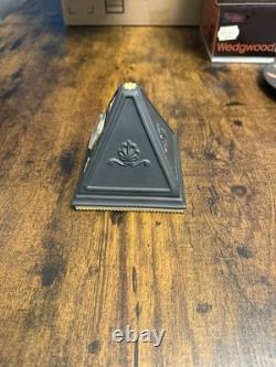 Wedgwood BLACK & Yellow Jasperware LIBRARY COLLECTION EGYPTIAN PYRAMID CLOCK