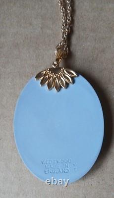 Wedgwood BLUE & BLACK Jasper CAESAR Medallion Gold Coloured Metal Chain Necklace