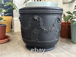 Wedgwood Basalt Jardiniere Planter Black Jasperware Wedgwood Pot