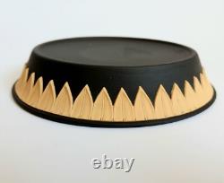 Wedgwood Black And Cane Jasperware Planter And Tray Library Collection