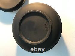 Wedgwood Black Basalt Shell Design Lidded Pot Pourri In Excellent Condition