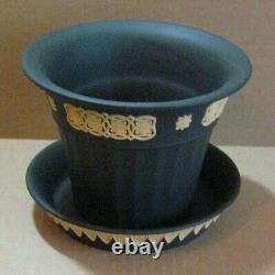 Wedgwood Black & Cane Yellow Jasperware Library Collection Opus Planter & Tray