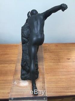 Wedgwood Black Jasper Athlete Olympics London 2012 Prestige Tableau Figurine 5k