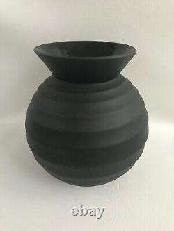 Wedgwood Black Jasper ware Nick Munro vase in excellent condition