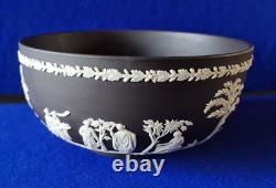 Wedgwood Black Jasperware Bowl Superb Condition dated 1970