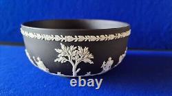 Wedgwood Black Jasperware Bowl Superb Condition dated 1970