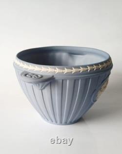Wedgwood Blue Jasper Twin Handled Bacchus Bowl jasperware