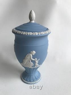 Wedgwood Blue Jasperware Achilles Urn and Lid in excellent condition