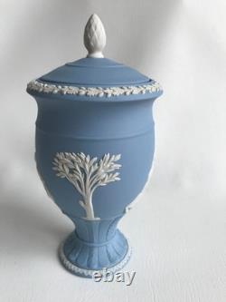 Wedgwood Blue Jasperware Achilles Urn and Lid in excellent condition