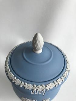 Wedgwood Blue Jasperware Achilles Urn and Lid in excellent condition