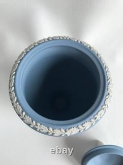 Wedgwood Blue Jasperware Achilles Urn and Lid in excellent condition