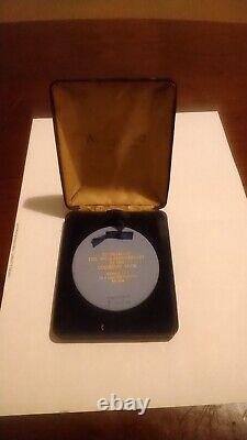 Wedgwood Blue Jasperware Medallion 900th Anniversary Domesday Book Seal Boxed