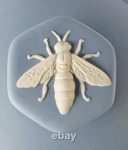 Wedgwood Blue Jasperware Welsh Bee Keepers Association Honey Pot Boxed