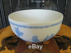 Wedgwood Blue on White Reverse Color Jasperware Sacrifice Figure 8 Arcadia Bowl