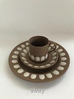 Wedgwood Brown Jasperware Shell Design Trio In Excellent Condition