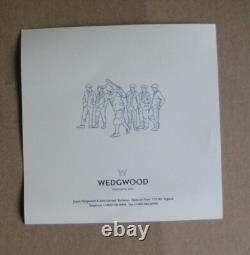 Wedgwood CANE YELLOW & BLACK Jasperware GOLFING TROPHY Vase Limited Edition