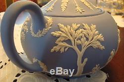 Wedgwood England Blue & White Jasperware Teapot, 5 1/4 a4whitbx