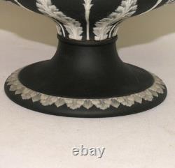 Wedgwood England Crater Vase Black + White Jasperware 19th Century H 25.5cm