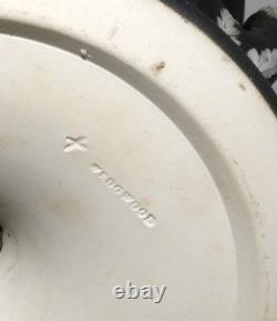 Wedgwood England Crater Vase Black + White Jasperware 19th Century H 25.5cm